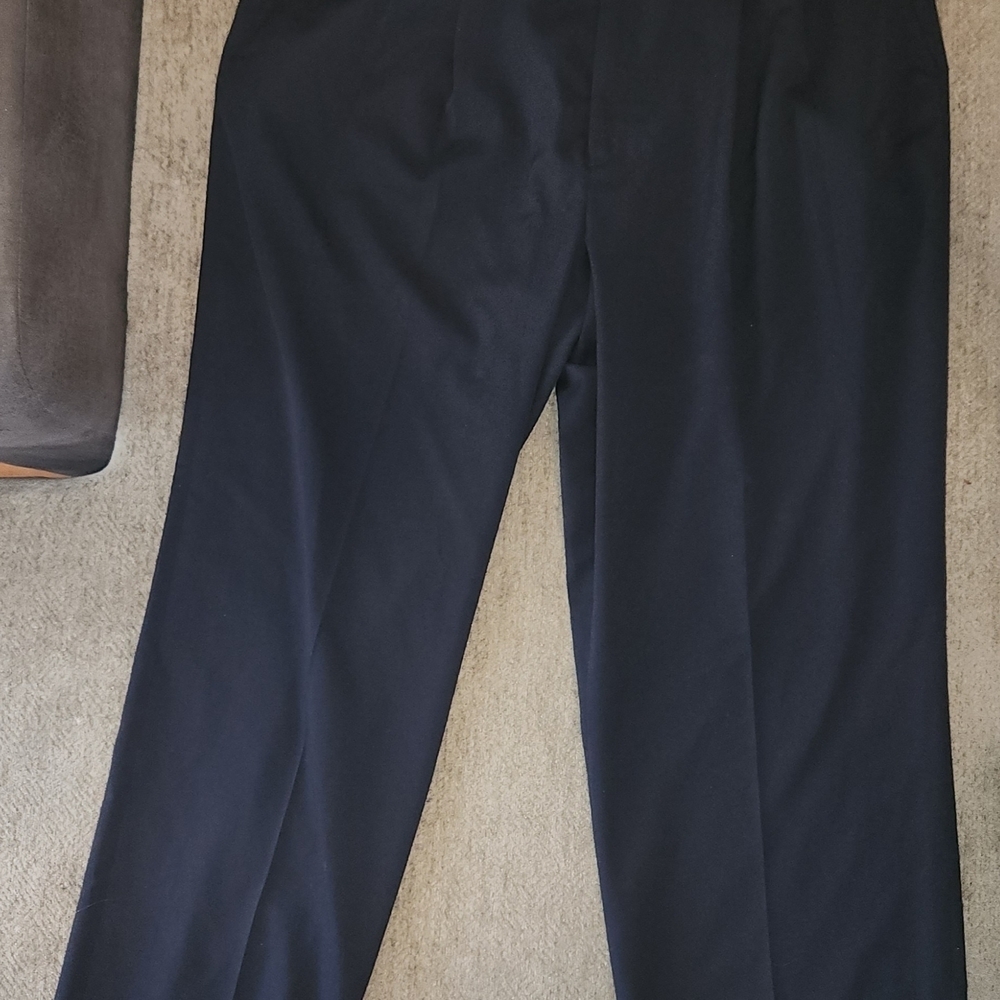 Haggar's Black Label Men's Elegant Navy Pants